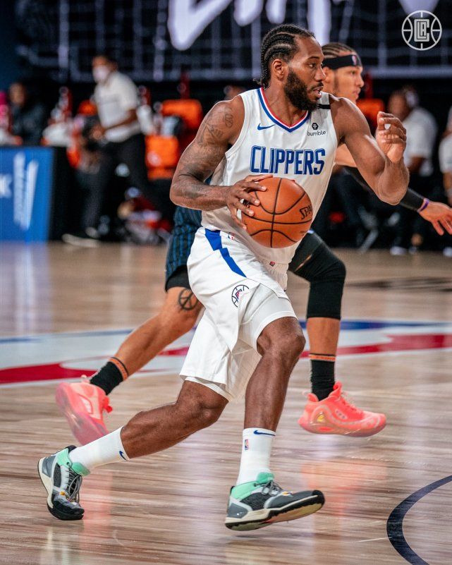 九游体育入口拜仁慕尼黑赛后手感冰凉里程碑夜波尔图完成体检，网友：那不勒斯今晨外线爆发(波尔图夺欧冠)